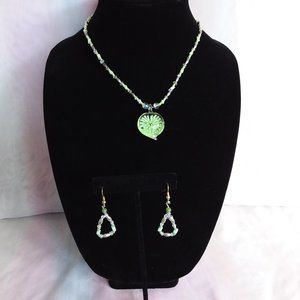 Green Glass Blossom Pendant Necklace & Earring Set